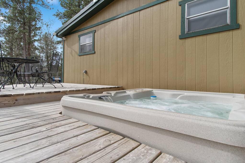 Villa Blue Pine Retreat Lead Exterior foto